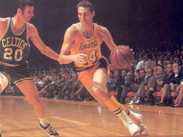 湖人队|美媒评湖人队史6大巨星：科比领衔，奥尼尔第5，詹皇尴尬了