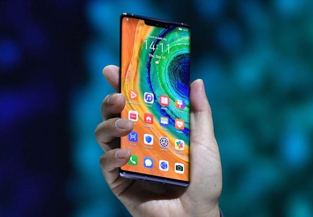 「5G」华为终于爆发！从6899跳水2631，磁悬发声屏+256G大储存