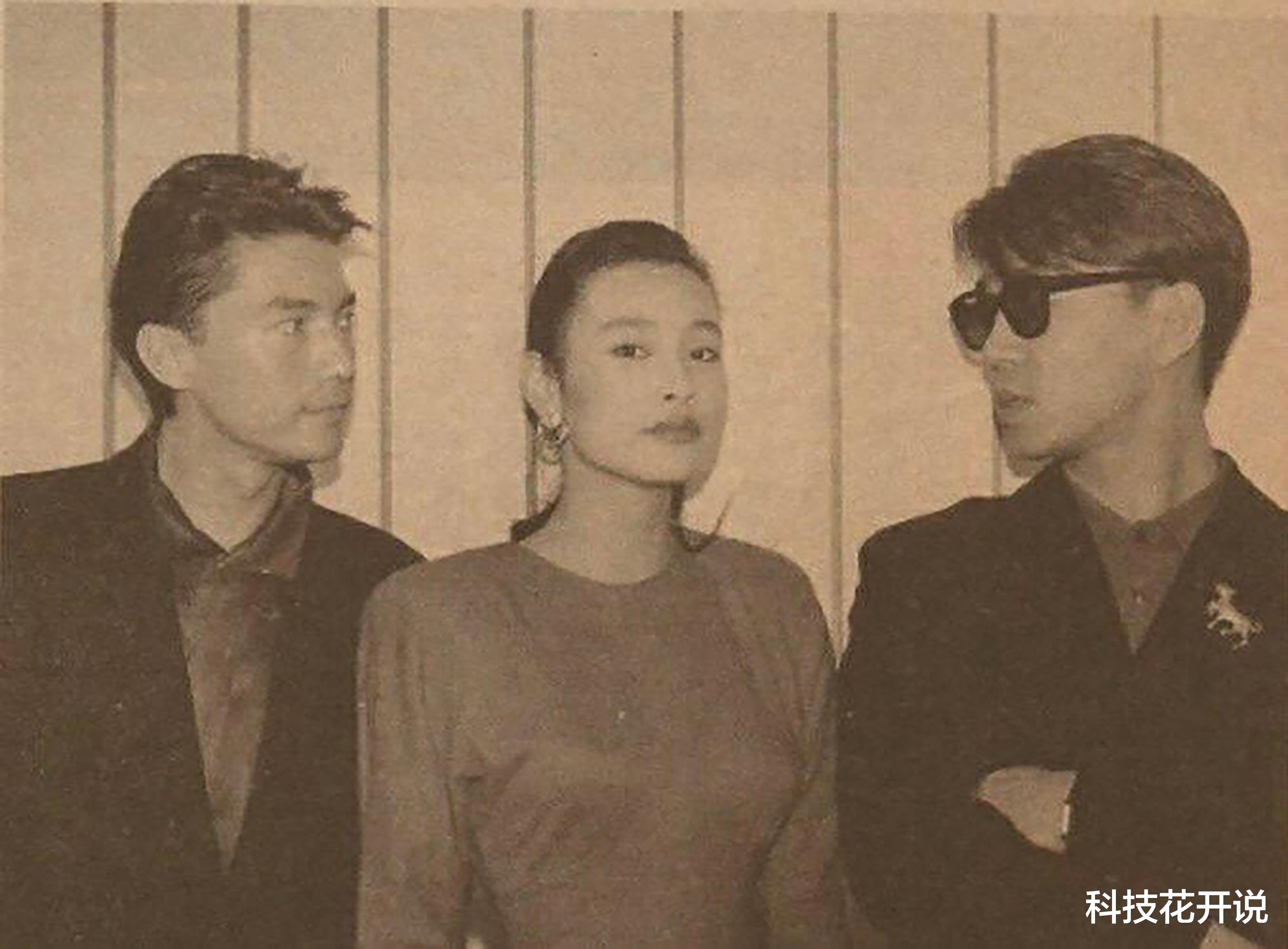 成龙|无法重拍的瞬间：吸烟的张曼玉，跑龙套的成龙，与秦汉在海边戏水的林青霞