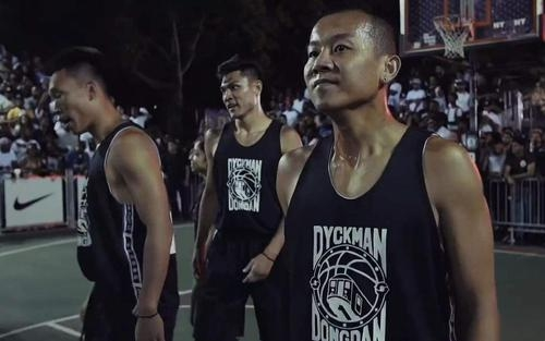 「曹芳」同为街球手，为何曹芳想打CBA却打不上，杨政能打却不打呢？