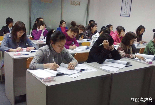 高考|这5个专业学费很低，适合“家庭条件不好”的学生，但就业率很高