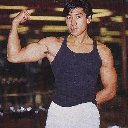 【张耀扬】对比柯震东涉毒后无望复出，香港明星张耀扬却不受影响，这是为何