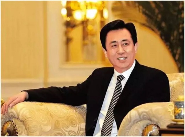 『许家印』超越李嘉诚、王健林！全球房地产首富诞生，低调坐拥2310亿财富