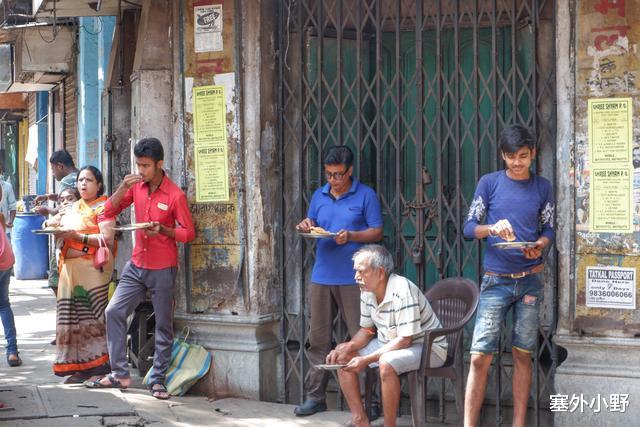 走進真實印度，首都底層人民吃一頓飯隻要2塊錢，很少能吃上肉-圖8