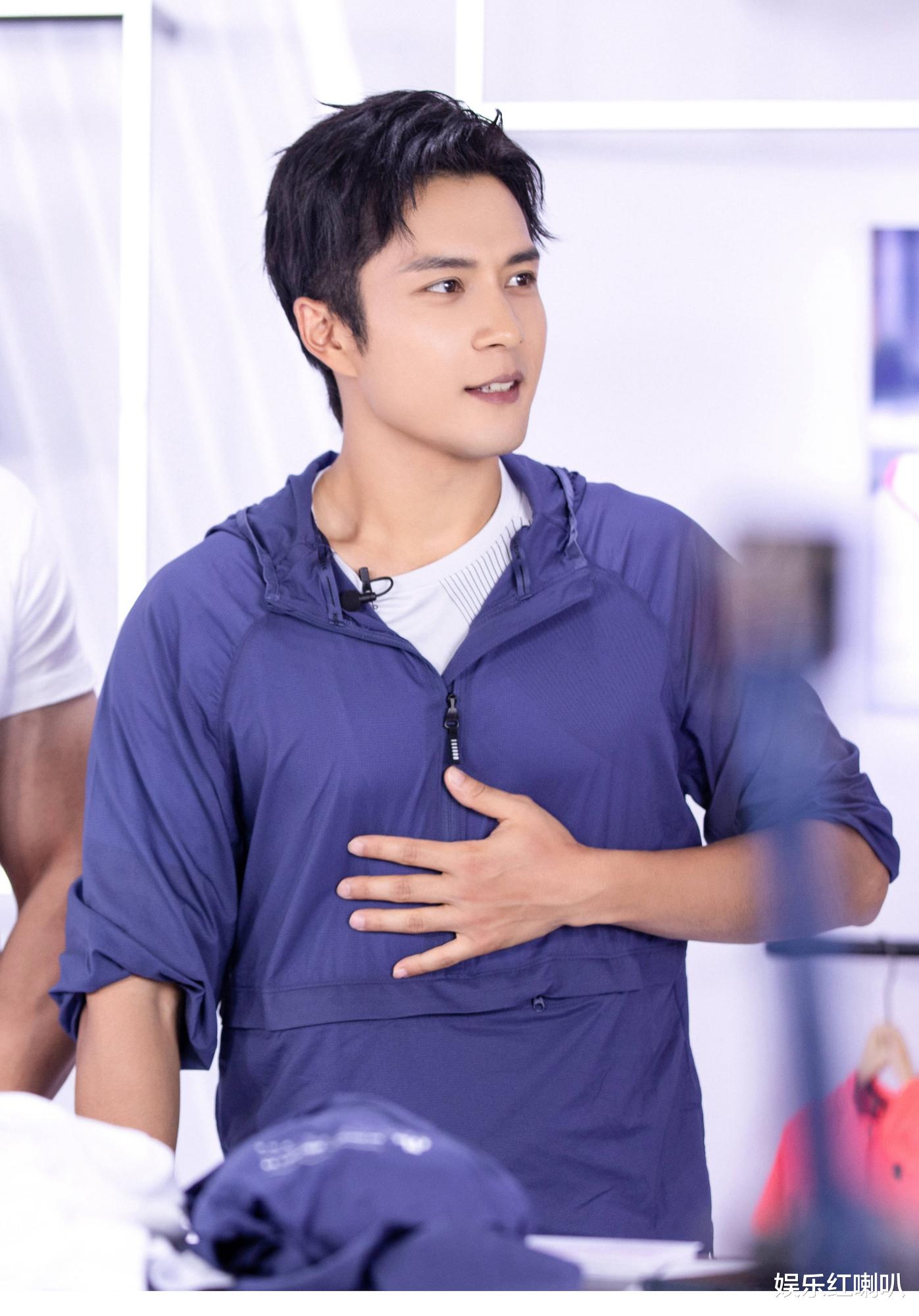 #王一博#王一博、韩东君精力旺盛累翻节目组？不愧是少年强则节目组扶墙~