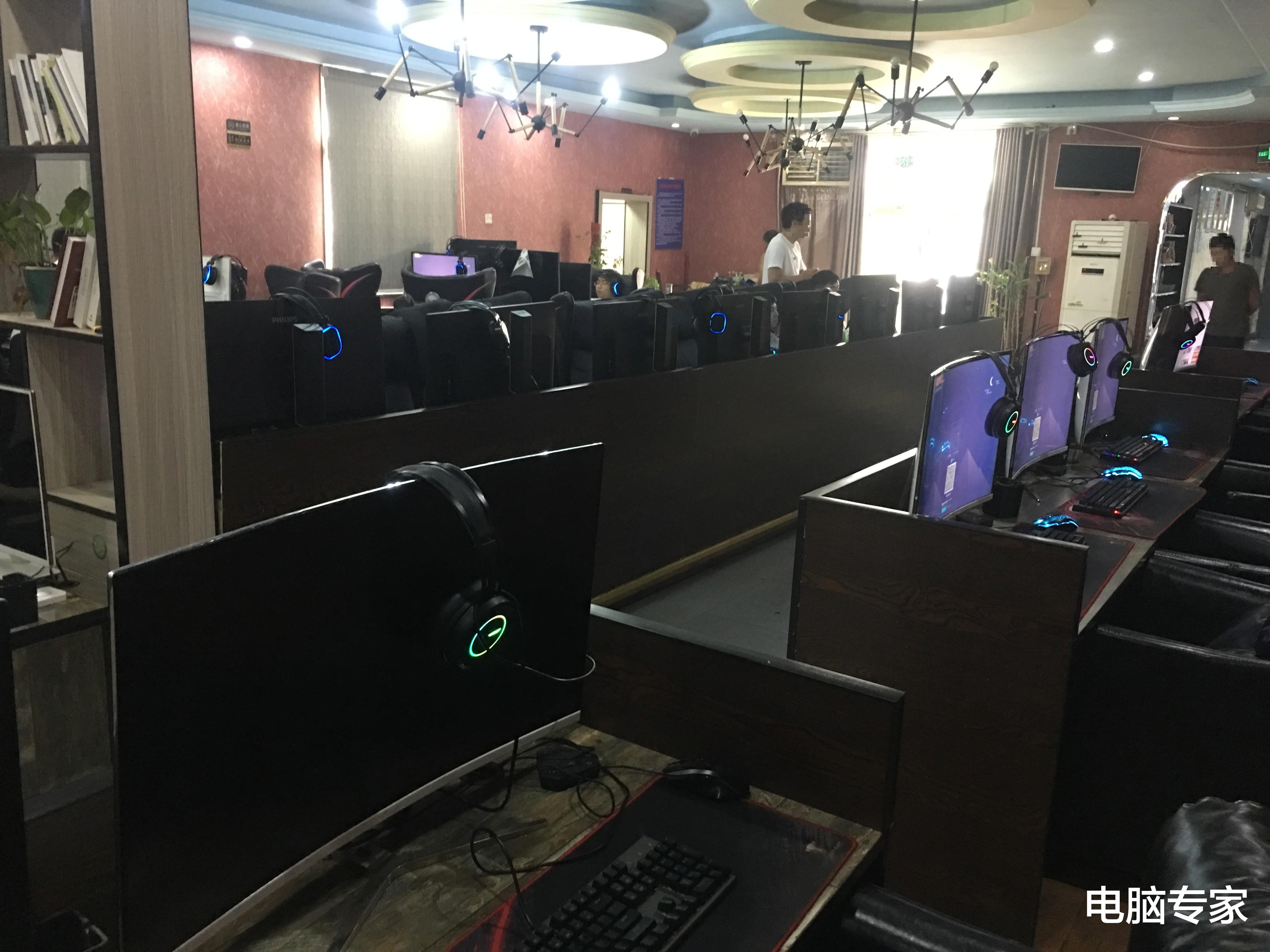 VR|托人在网吧买电脑算不算聪明？网吧旧电脑到底值不值得购买？