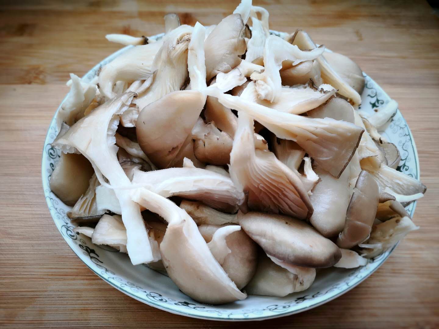 [食材]韭菜和它真是绝配，放一起简单炒一炒，比炒肉香，护肝健脾增食欲