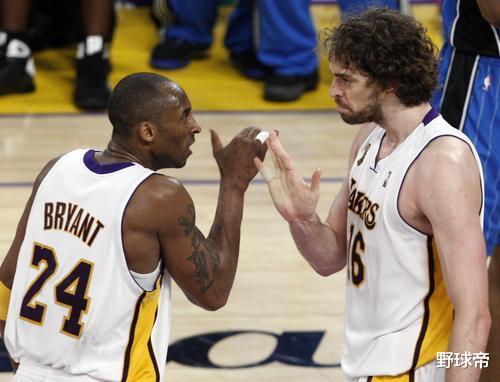 『科比·布莱恩特』科比被皮尔斯打爆？对比两人生涯39次交手！球迷：没有对比，就没有伤害！