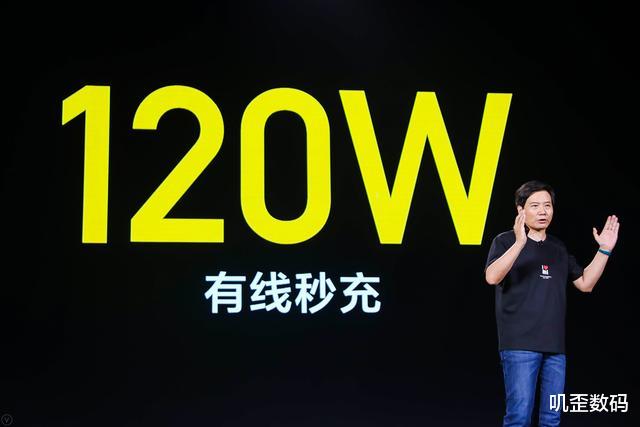 小米科技|小米拿下世界第一!雷军开怼苹果:不求进取