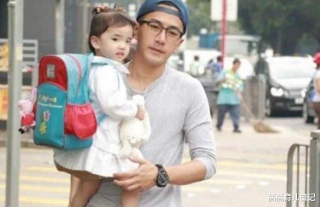 杨幂|“小糯米”正脸被曝光？见识其真实颜值后，难怪杨幂一直遮遮掩掩