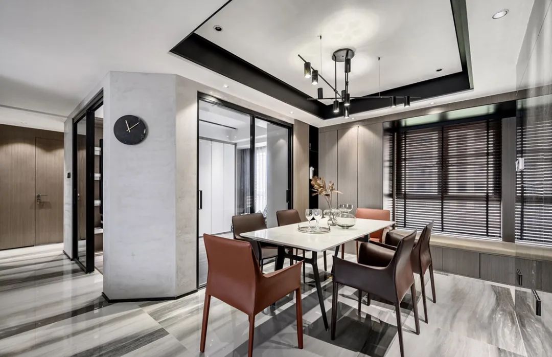 |126平现代轻奢设计，现代舒适和华丽优雅的沉稳气质