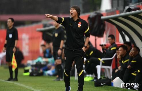 『国足』李铁亮剑！战上海双雄首次祭出里皮王牌战术，欲助国足进世界杯？