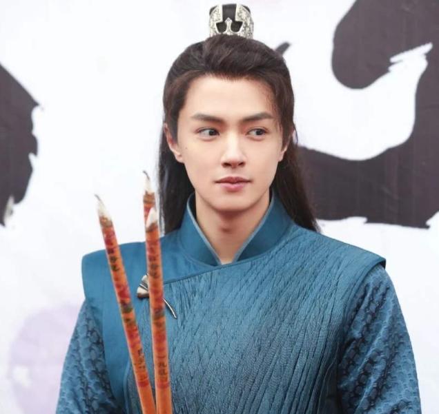 陈情令|《陈情令》导演又一新剧开拍，连选的主演都是同一个风格