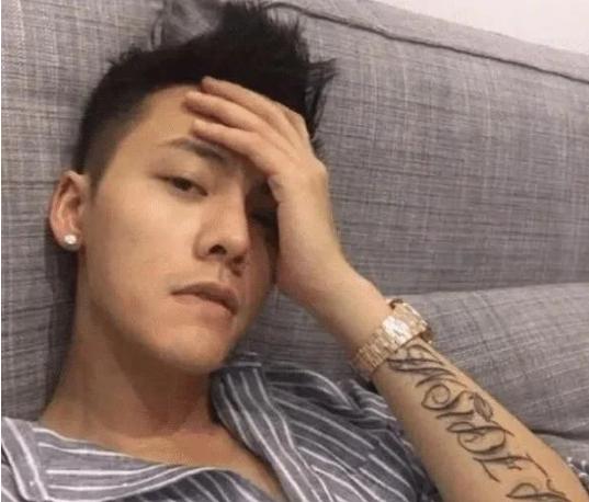 [邓超]明星纹身：胡歌为父母，邓超为妻，她为“遮羞”，那张柏芝呢？