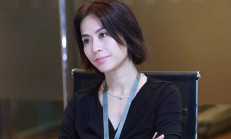 |一把年纪还演妙龄少女,图一忍了,图二再忍,最后一个忍无可忍