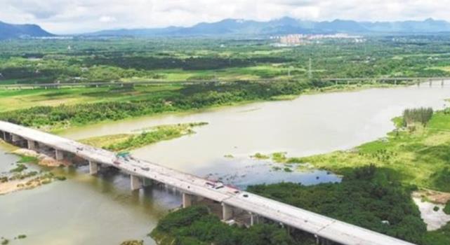 旅行|45亿高速砸向海南,途经7座城镇,全长65公里