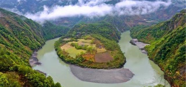呼伦贝尔|国内适合一个人旅行的13个地方，个个风景美如画，你去过几个？