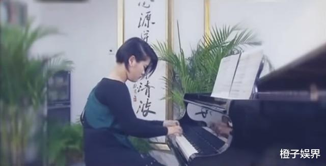 #毕福剑#父亲毕福剑前途尽毁,家庭破碎,被称为“另类”的毕凌怎样了?