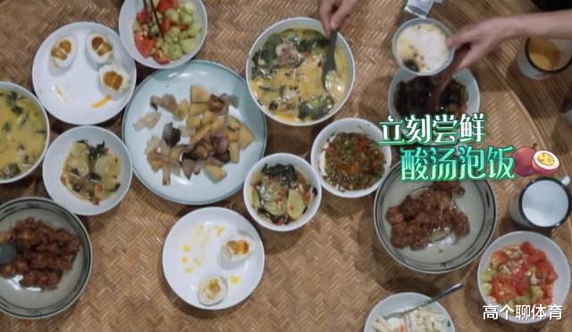 春晚|《向往》不是每道菜都出自黄磊之手,妹妹碗里的饭暴露,确有外卖