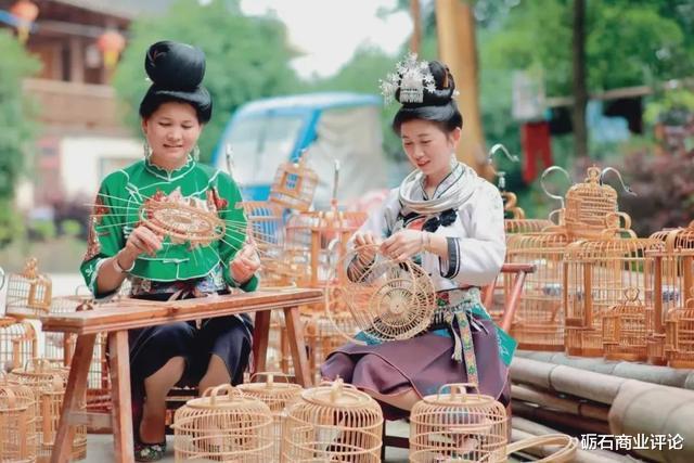 丹寨|一个默默无闻的贫困县，一座隐逸在大山深处的小小县城，为何就成了度假天堂？