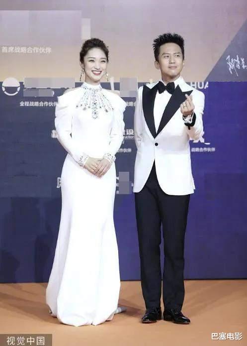 李现|金鸡闭幕红毯：佟丽娅惊艳，李现大平头吸睛，小花们一个比一个美