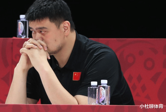 姚明|姚明或将剑走偏锋？北京首钢成为众矢之的，裁判才是最大的梦魇