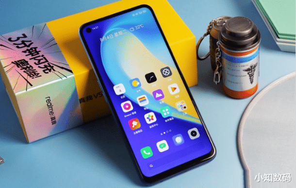 iqoo|realme新机首战告捷，靠性价比一鸣惊人，斩获数个销量冠军