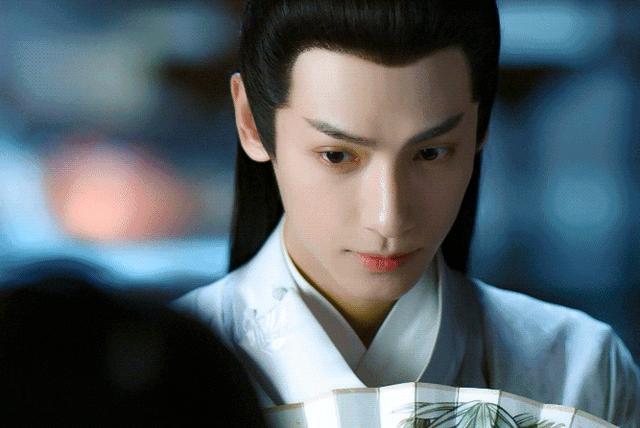 罗云熙@拜托不要再用“古装美男子”来吹捧罗云熙了