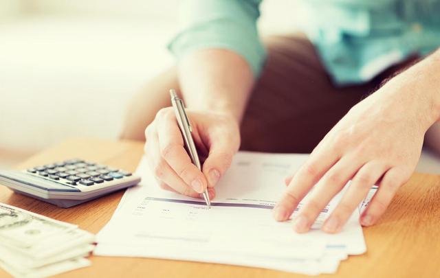 |领导说“谢谢”该怎么回？低情商才说不客气，高情商的一般这样回