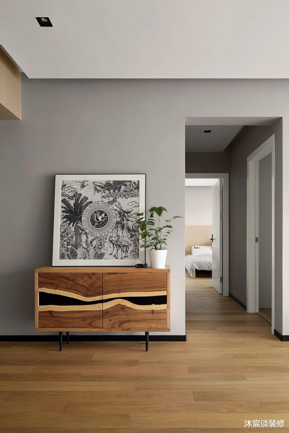 |一家四口挤进76㎡，去掉家具传统摆设，室内宽敞大气，住着很舒适