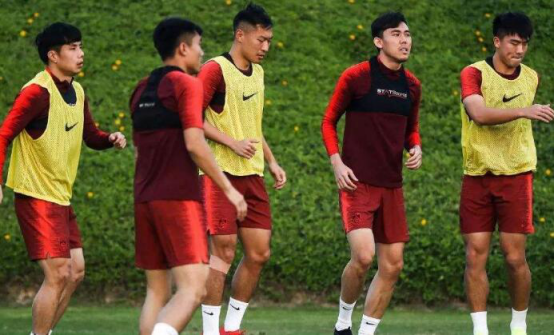 「广州恒大」恒大主力阵容即将完成最后一块拼图!后防线喜迎国脚王牌强援助阵