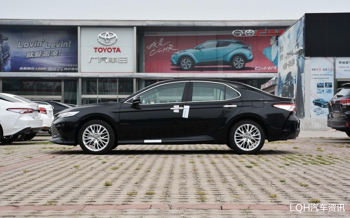 「丰田凯美瑞」它才是丰田真正的“省油王”，油耗4.1L，还是保值率最高的B级车