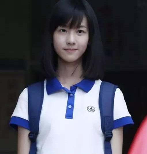 【黄圣依】杨子光给黄圣依投资戏就投了6部，旗下艺人个个脸都像她孪生姐妹