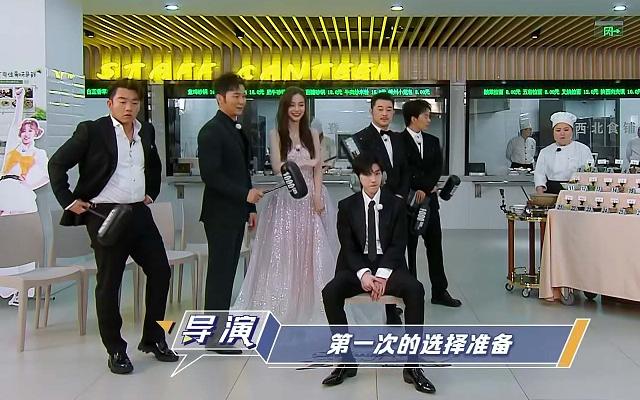 「Angelababy」《奔跑吧》杨颖身穿礼服,全程手捂小腹,得知真相后,太尴尬