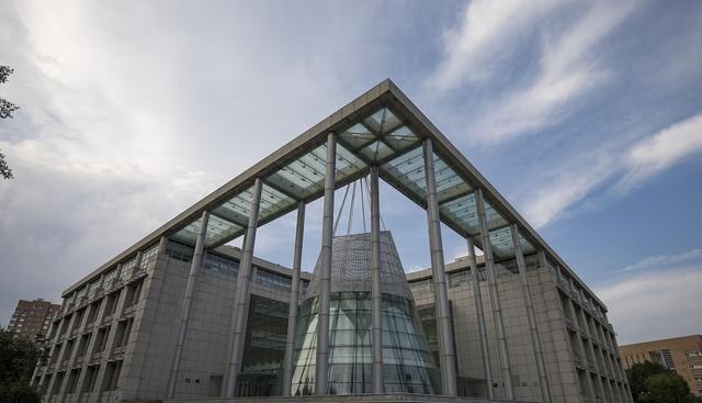 『高校』39所985大学，哪些高校退步严重？非南开大学，而是湖大、吉大