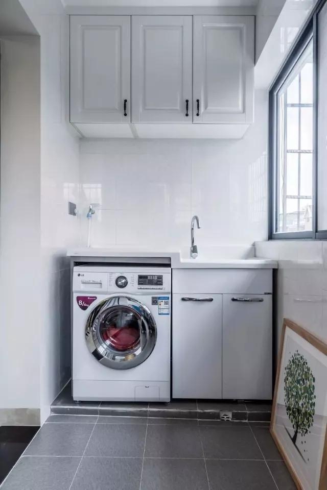 |瞅瞅人家92㎡的房子，把收纳柜都装墙上了，还不照样学起来！