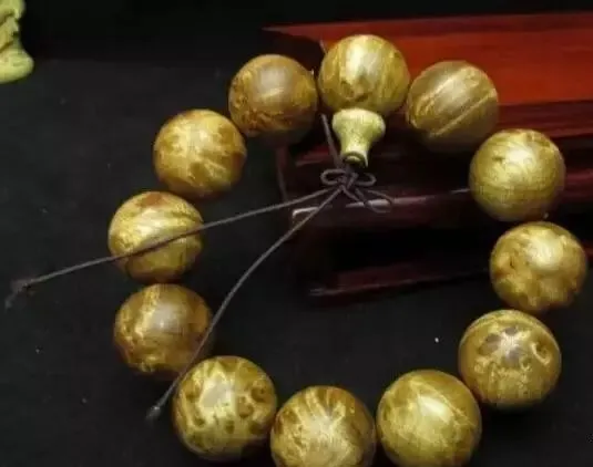 沉香|100元就能搞定的10大木质手串！秋天了来一串吧