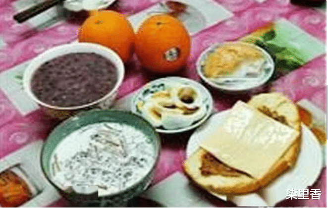 钟南山|钟南山“豪华”早餐曝光，调侃普通人吃不了，难怪84岁还这么精神