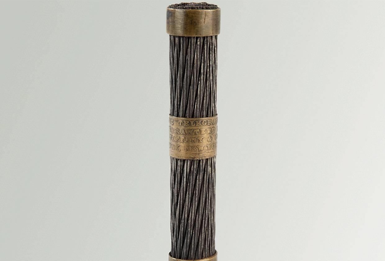 卫星|真实的互联网世界，从来不是「无线」的