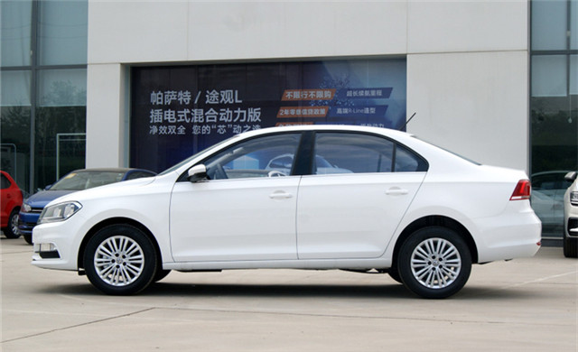 桑塔纳|上下班买辆新桑塔纳好不好？搭载四缸1.5L发动机，稳定可靠