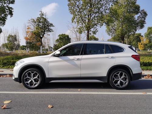 「奥迪Q3」宝马喝多了！43.9万一口气降到16.9万，奥迪Q3奔驰GLA都招架不住