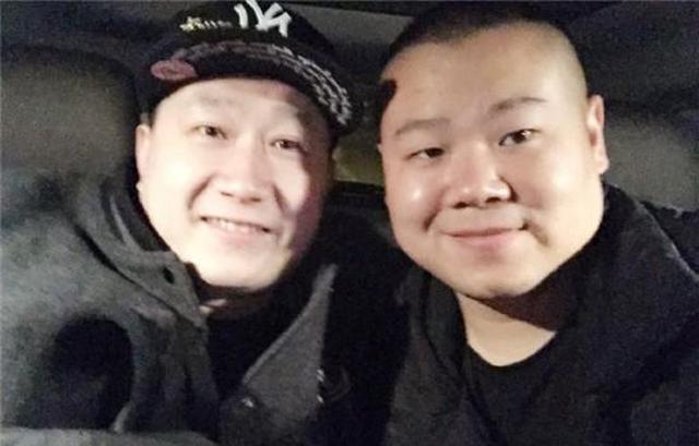 【岳云鹏】张鹤伦成楼道灵魂歌者，岳云鹏从头至尾听完就为等彩蛋？