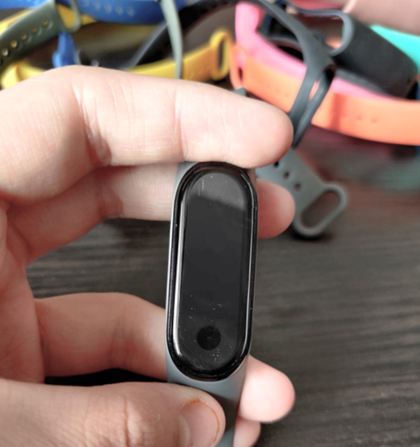 「小米科技」小米手环5真容曝光，史无前例最大屏占比手环