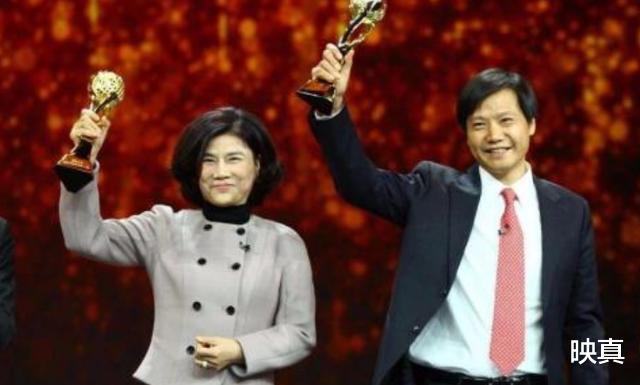 映真|董明珠与亲哥20年不来往，还不和90多岁老母亲同住，到底为何