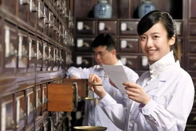 土木工程|高考440分左右，最适合报考两个专业，就业前景好，发展空间大