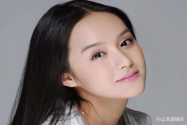 春晚|她17岁上春晚，当红隐退嫁外卖小哥，如今丈夫已成“双料影帝”