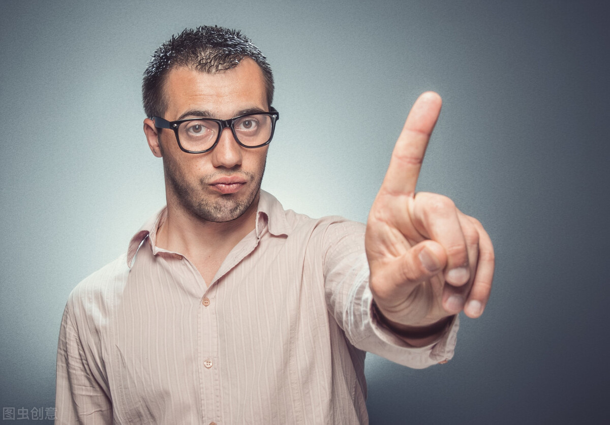 |收到领导信息立刻秒回？难怪你混不好职场！高情商的人都这么做