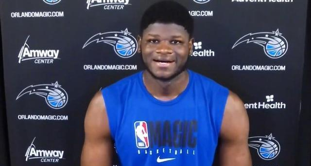 魔术队|下一个奥尼尔！18届小将刷新NBA极限，身体素质直逼巅峰魔兽！