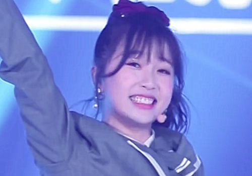 stay gold▲虞书欣主题曲直拍胖成贾玲,看到她吃饭的样子,不愧是“大虞”