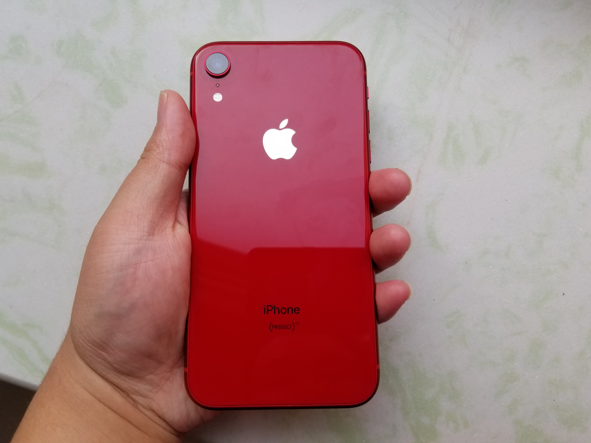 iphone xr|拿iPhone XR换老婆的华为P40 Pro,老婆的话让人闹心!